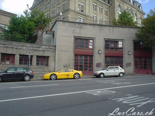 Ferrari 355