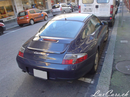 Porsche Carrera 4