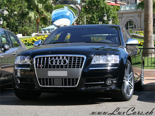 Audi S8