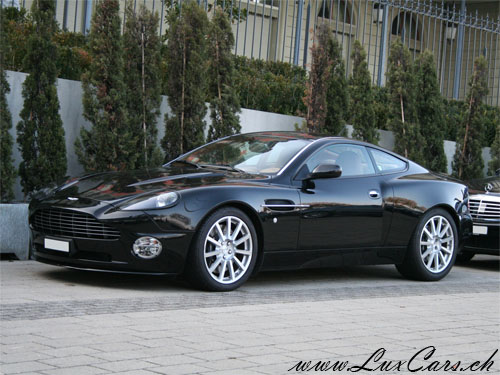 Aston Martin Vanquish