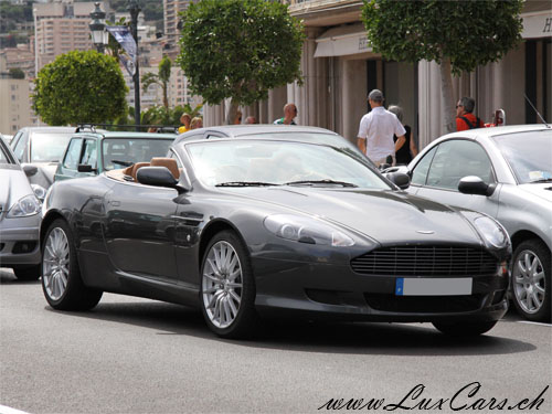Aston Martin DB9 Volante