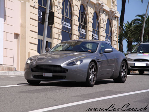 Aston Martin Vantage