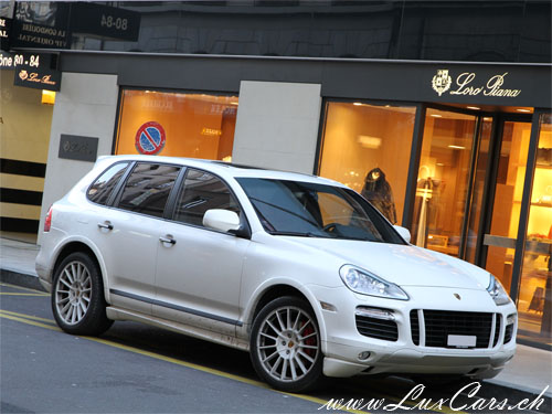 Porsche Cayenne GTS