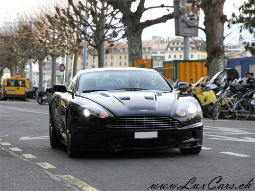 Aston Martin DBS