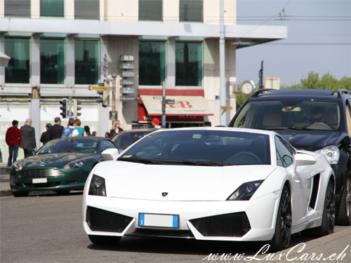 Lamborghini LP560