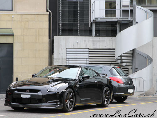 Nissan GT-R