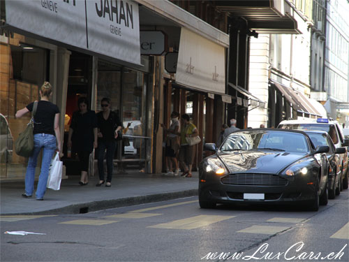 Aston Martin DB9 Volante