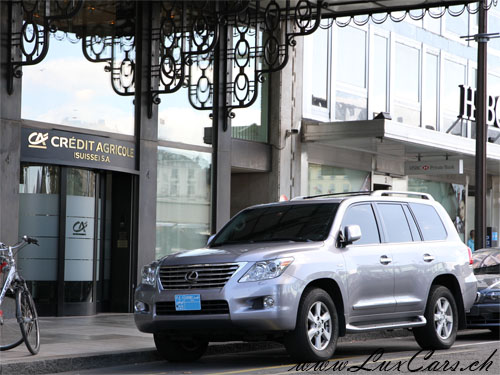 Lexus LX