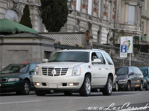 Cadillac Escalade ESV