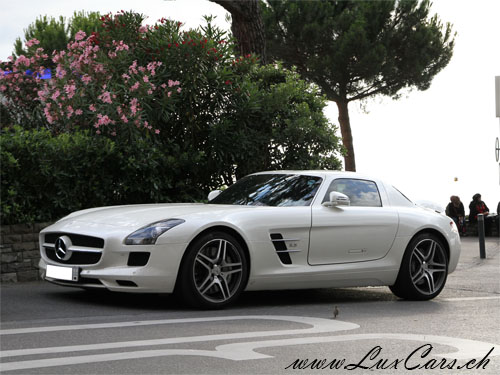 Mercedes SLS