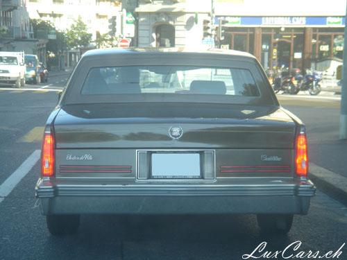 Cadillac Sedan de Ville