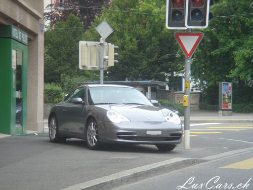Porsche Carrera 4
