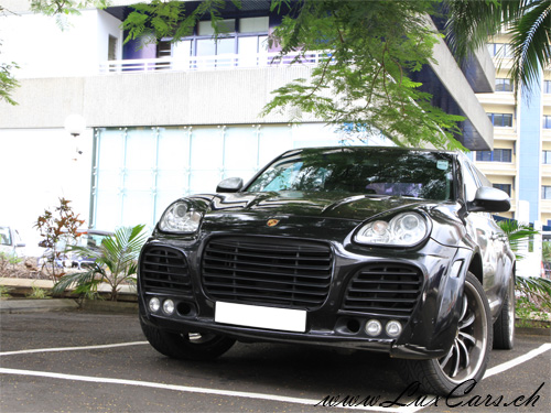Porsche Cayenne Magnum