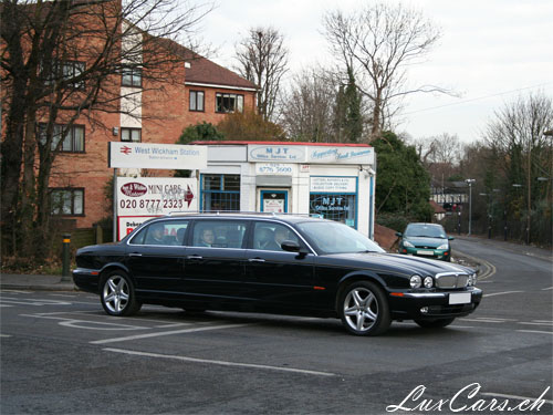 Jaguar XJ Limousine
