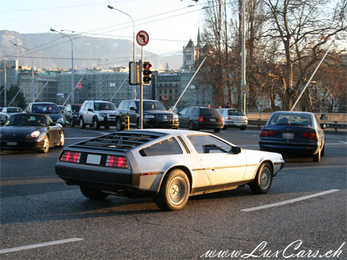 DeLorean DMC-12