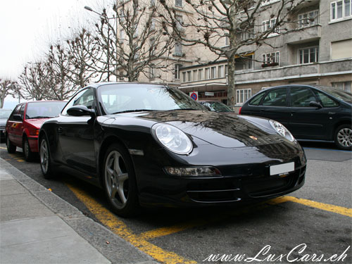 Porsche Carrera 4